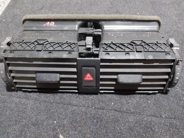 bontott VW JETTA Középső Szellőző