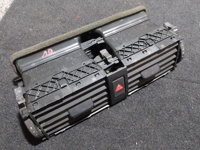 bontott VW JETTA Középső Szellőző