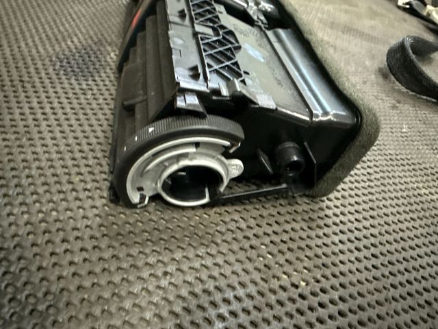 bontott VW JETTA Középső Szellőző