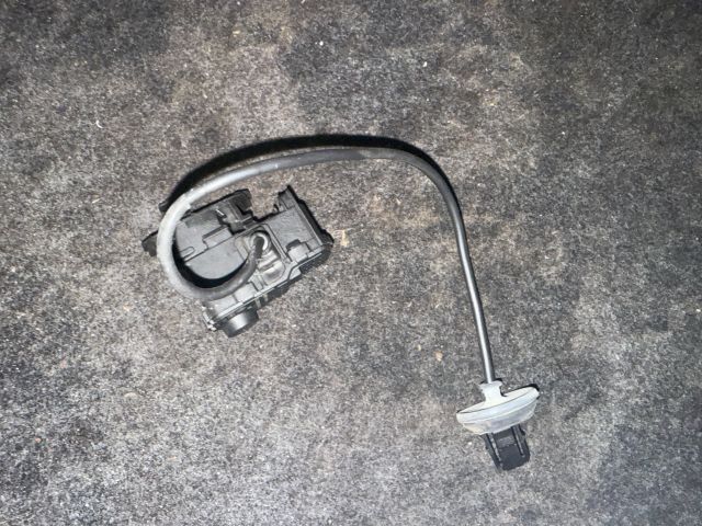 bontott VW JETTA Központizár Motor Tankajtó