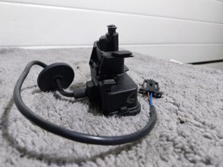 bontott VW JETTA Központizár Motor Tankajtó