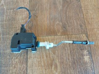 bontott VW JETTA Központizár Motor Tankajtó