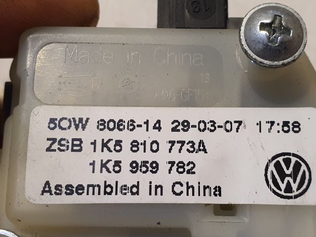 bontott VW JETTA Központizár Motor Tankajtó