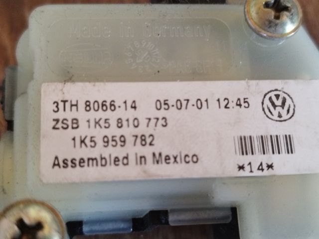 bontott VW JETTA Központizár Motor Tankajtó