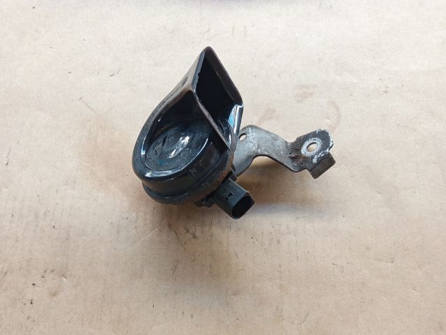 bontott VW JETTA Kürt