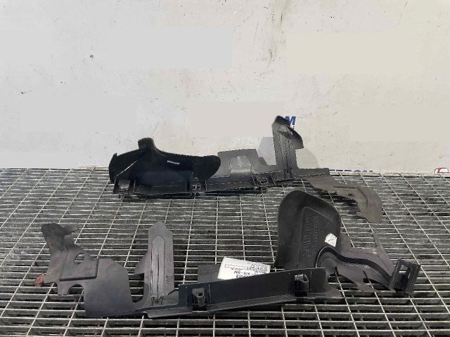 bontott VW JETTA Légterelő