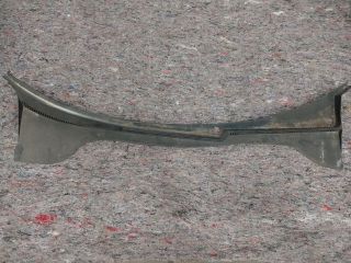 bontott VW JETTA Levélrács