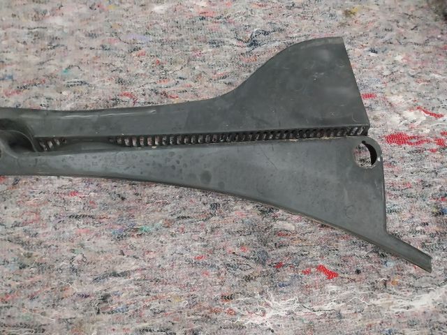 bontott VW JETTA Levélrács