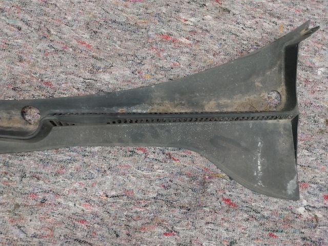 bontott VW JETTA Levélrács