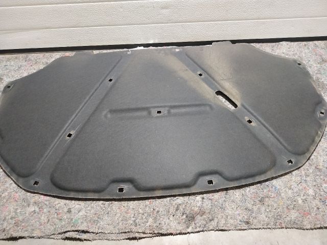 bontott VW JETTA Motorháztető Szigetelés