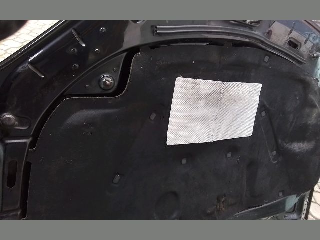 bontott VW JETTA Motorháztető Szigetelés