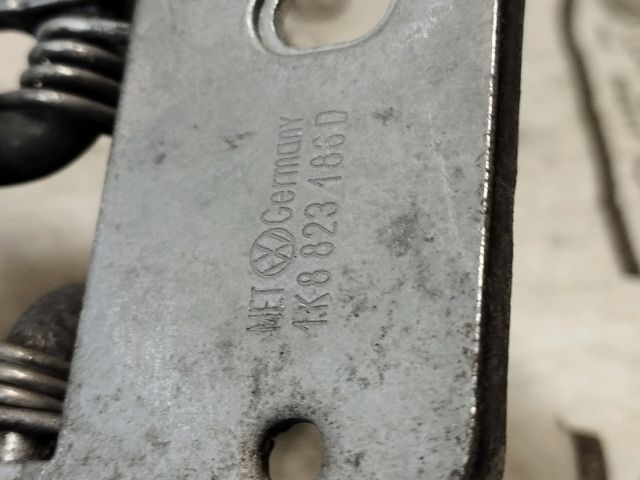 bontott VW JETTA Motorháztető Zárszerkezet