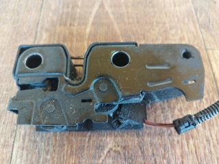 bontott VW JETTA Motorháztető Zárszerkezet