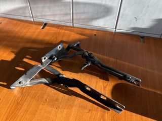 bontott VW JETTA Motorháztető Zsanér Pár