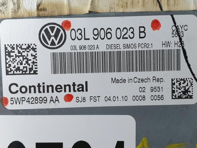 bontott VW JETTA Motorvezérlő