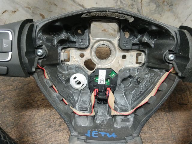 bontott VW JETTA Multikormány