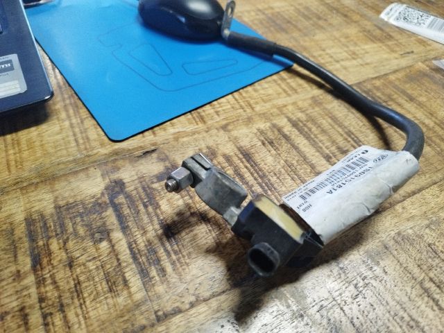 bontott VW JETTA Negatív Kábel