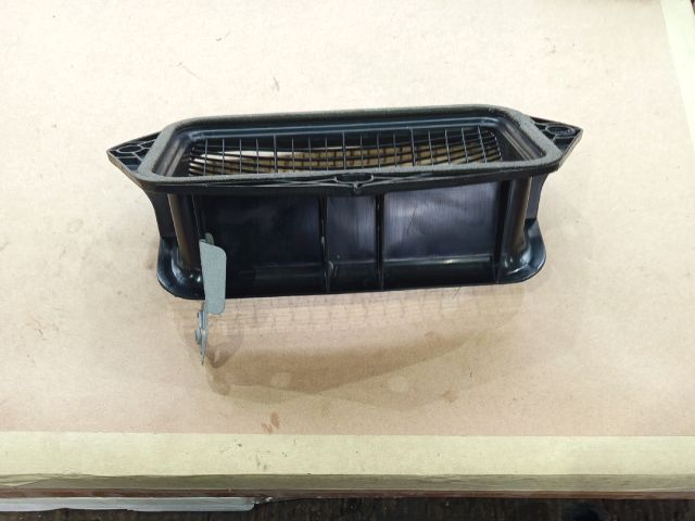 bontott VW JETTA Pollenszűrő Fedél