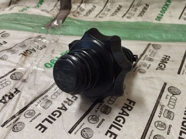 bontott VW JETTA Pótkerék Rögzítő