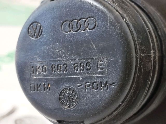 bontott VW JETTA Pótkerék Rögzítő