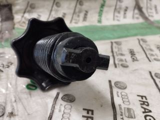 bontott VW JETTA Pótkerék Rögzítő