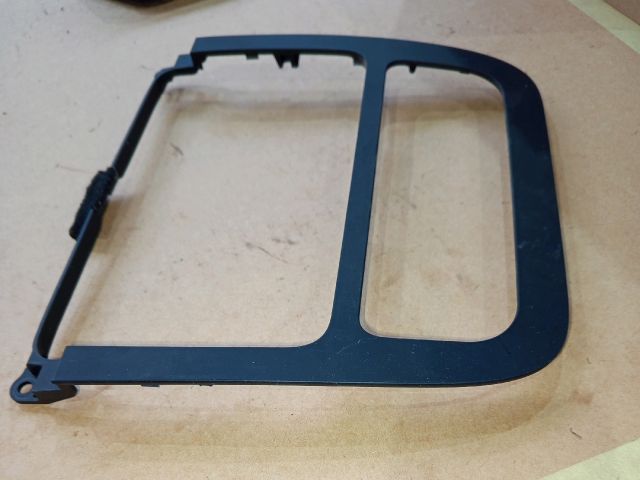 bontott VW JETTA Rádió / CD Keret