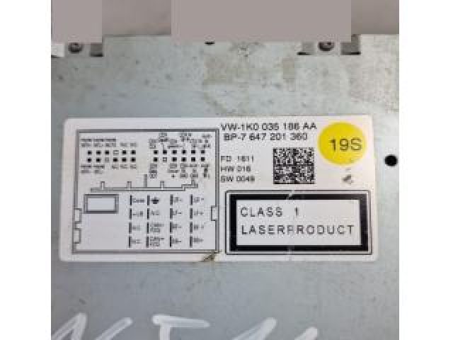 bontott VW JETTA Rádió / CD