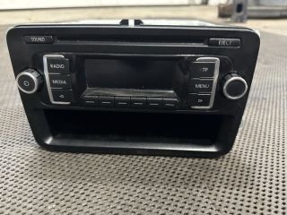 bontott VW JETTA Rádió / CD