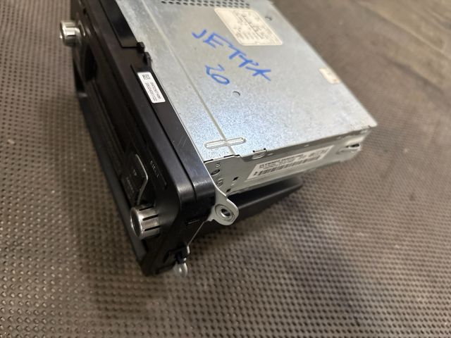 bontott VW JETTA Rádió / CD