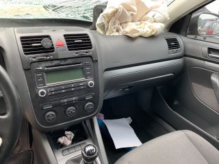 bontott VW JETTA Rádió / CD