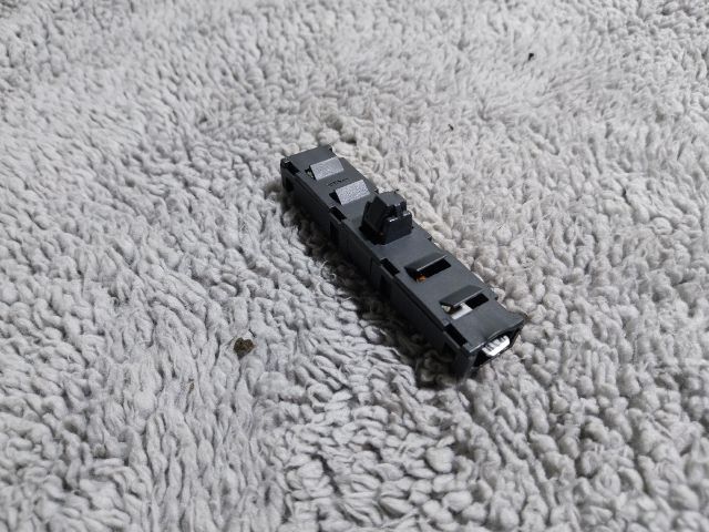 bontott VW JETTA Rádió Zavarszűrő