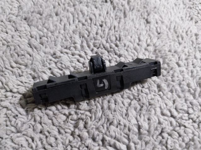 bontott VW JETTA Rádió Zavarszűrő