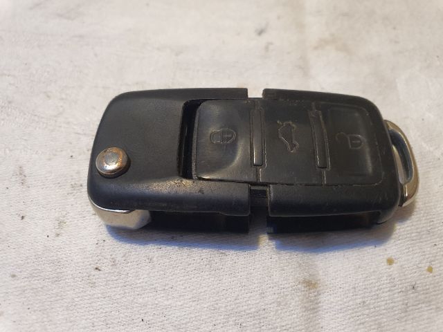bontott VW JETTA Távirányító Kulcsbetét
