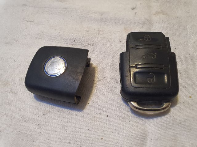 bontott VW JETTA Távirányító Kulcsbetét