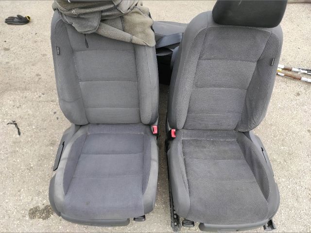 bontott VW JETTA Ülés és Ajtókárpit Szett