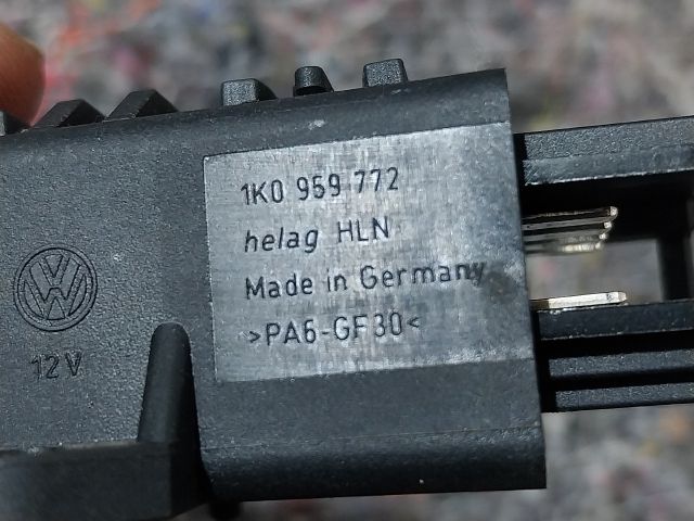 bontott VW JETTA Ülésfűtés Vezérlő