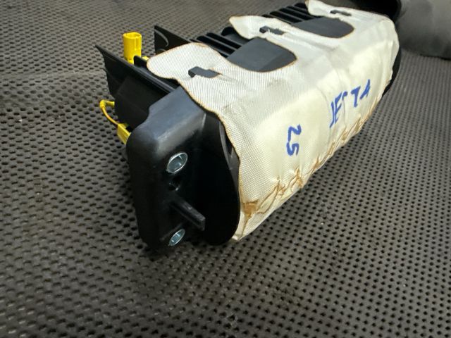 bontott VW JETTA Utasoldali Légzsák