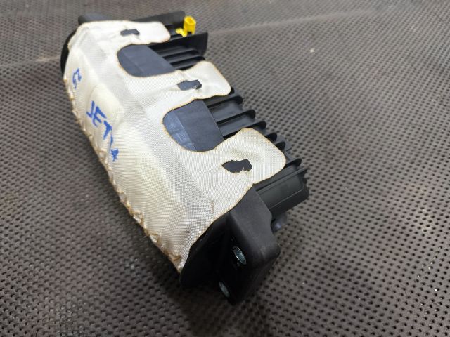 bontott VW JETTA Utasoldali Légzsák