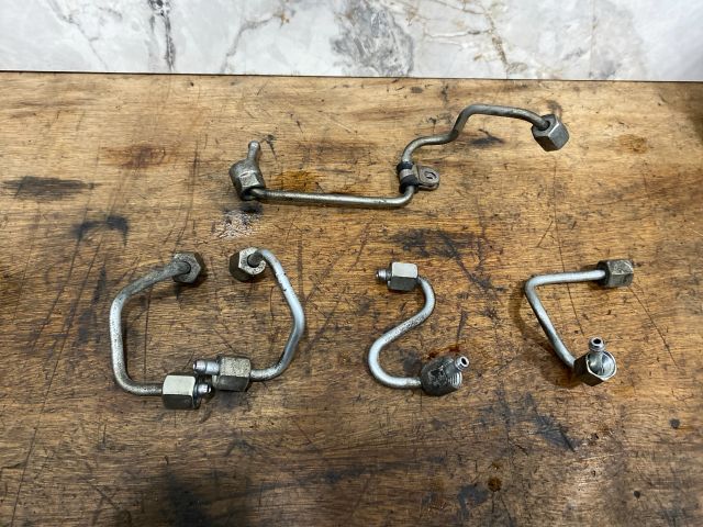 bontott VW JETTA Üzemanyagcső