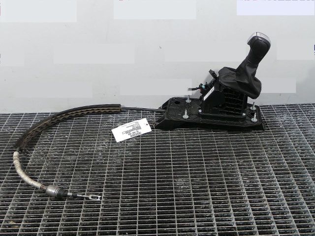 bontott VW JETTA Váltógomb