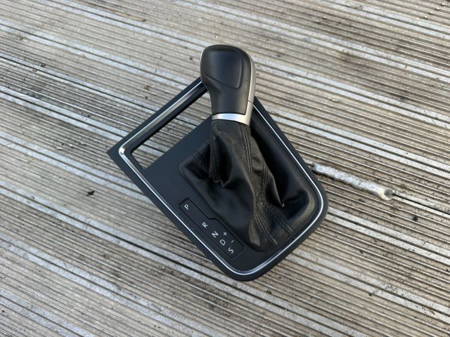 bontott VW JETTA Váltógomb