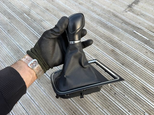 bontott VW JETTA Váltógomb