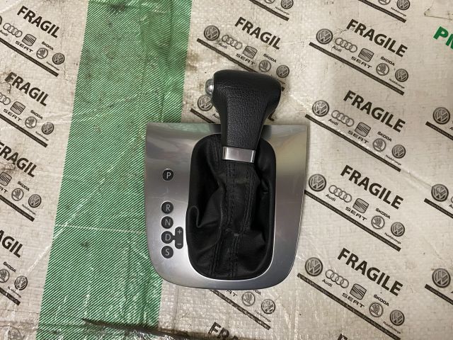 bontott VW JETTA Váltószoknya