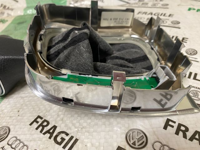 bontott VW JETTA Váltószoknya