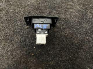 bontott VW JETTA Vészvillogó Kapcsoló