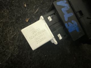 bontott VW JETTA Vészvillogó Kapcsoló