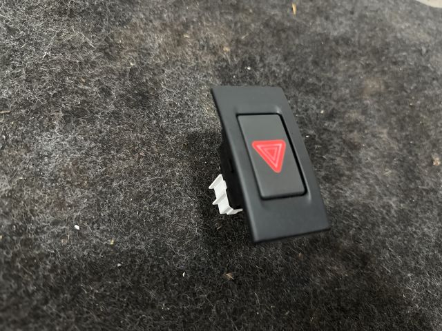 bontott VW JETTA Vészvillogó Kapcsoló