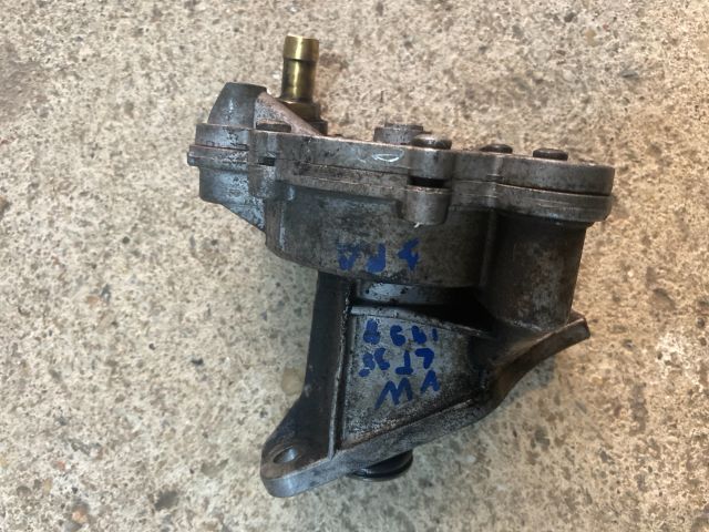 bontott VW LT Vákumpumpa