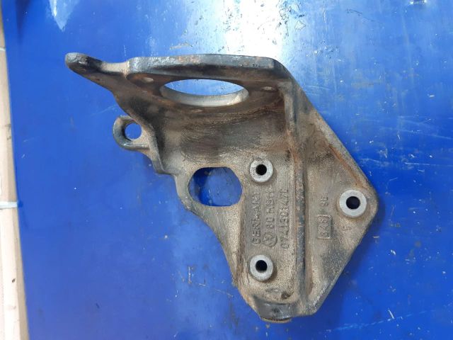 bontott VW LT Adagoló Tartó Bak