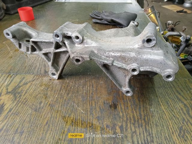 bontott VW LT Generátor Tartó Bak